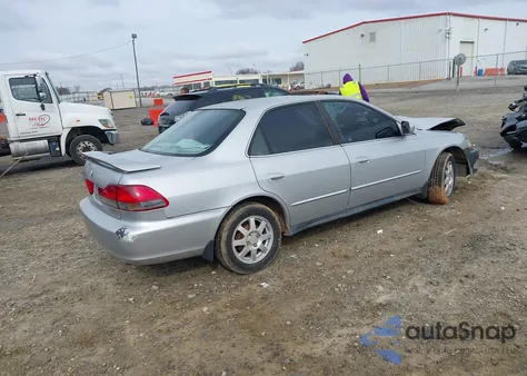 2002 Honda Accord 2.3 Se z USA, uszkodzony, nr VIN 1HGCG56712A113965